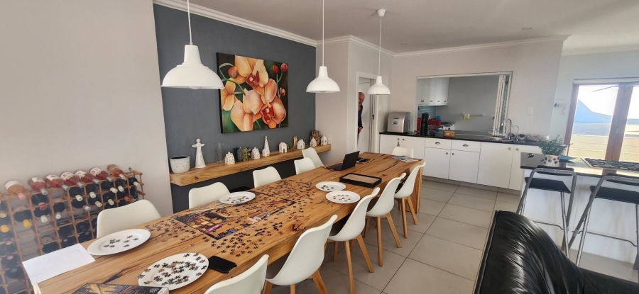 6 Bedroom Property for Sale in Fraaiuitsig Western Cape